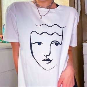 NWT Uterque Face Outline Shirt